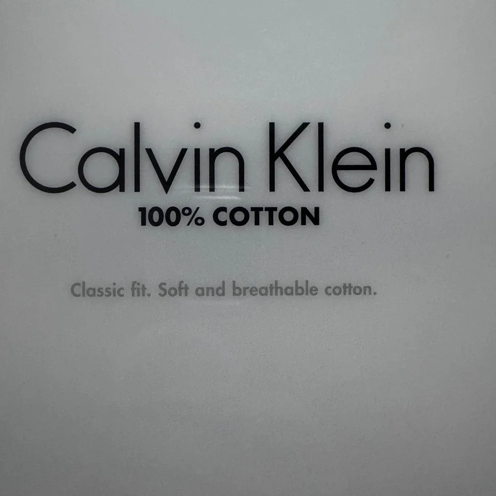 Calvin Klein Men 3 Pack White 100% Cotton V-Neck T-Shirts Classic Fit Size L